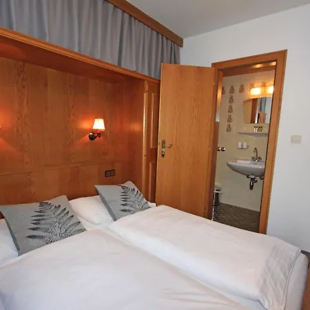 Alpin By Interhome كابرون