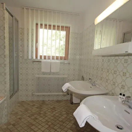 Alpin By Interhome *